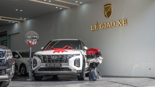 Niềm vui trao tay có ngay chiếc xe